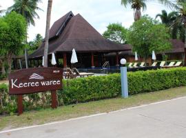 Keeree Waree Seaside Villa and Spa，位于邦沙潘的酒店