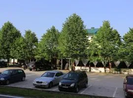 Rooms with a parking space Slunj, Plitvice - 17485