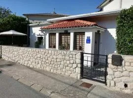 Holiday house with a parking space Novi Vinodolski - 17533