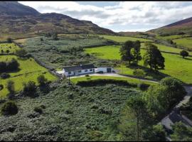 Mountain House Omeath near Carlingford，位于Ó Méith的酒店