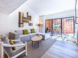 Onyria Quinta da Marinha Villas，位于卡斯卡伊斯的带停车场的酒店