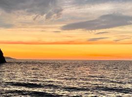 La Casetta di Sasá，位于普罗奇达的酒店