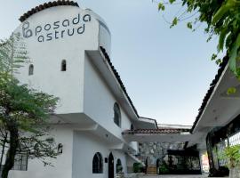 OYO Posada Astrud,Cuetzalan，位于库埃察兰德尔普罗格雷索的酒店