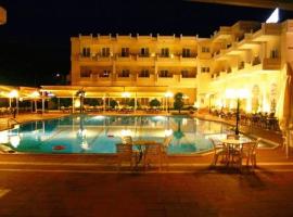 Kouros Hotel，位于兹拉马的酒店