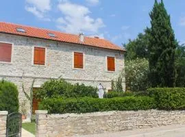 Apartments by the sea Sveti Filip i Jakov, Biograd - 17695