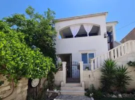 Apartments by the sea Postira, Brac - 17697