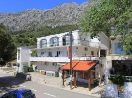 Apartments by the sea Zivogosce - Porat, Makarska - 18218