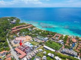 Gecko Getaway condo，位于罗阿坦的酒店
