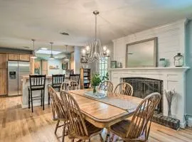 Clemson Getaway Less Than 3 Mi to Memorial Stadium!