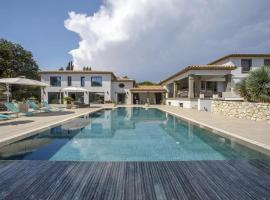 Luxury Zen，位于新堡的酒店