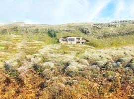 Beautiful cottage with Mountain View，位于弗吕济的酒店