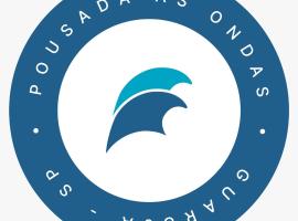 Pousada As Ondas，位于瓜鲁雅Enseada的酒店