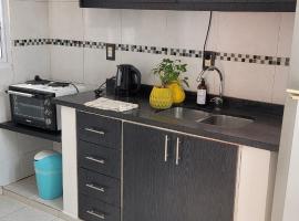 Duplex Donovan，位于雷西斯膝西亚的酒店