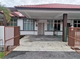 Mahren Homestay - Homestay Merlimau Serkam Melaka，位于Gaong Pijat的自助式住宿