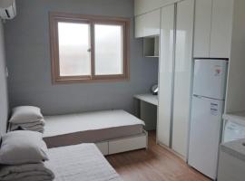 Sh Guesthouse，位于春川的酒店