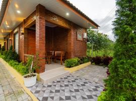 RedDoorz @ Aldos Villa Silangit