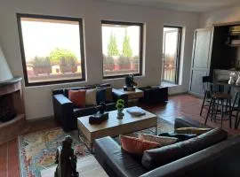 Cousy Condo San Rafael, 3 blocks from the parish, pool, BBQ and terrace