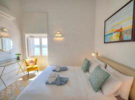 Spacious maisonette with spectacular views IBRI1-1，位于瓦莱塔的酒店