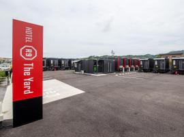 HOTEL R9 The Yard Uki，位于Uki的酒店