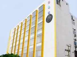 Bloom Hotel - Gachibowli