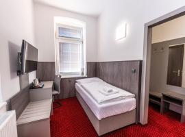 Hotel Orka，位于摩拉瓦特热博瓦的酒店