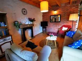 Mazurska Sielanka - klimatyczny apartament, 2 sypialnie i 2 ogródki