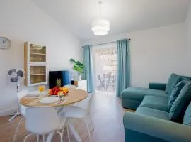 Bright & Stylish Apartment in Chipeque, Los Cristianos