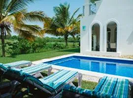 Private Villa LaPerla Iberosta 3BDR, Pool, Beach, WiFi