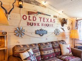 Old Texas Bunkhouse，位于Wills Point的青旅