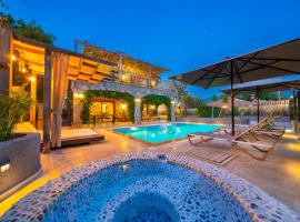 VILLAS KAYAKOY 1 OLUDENIZ/FETHIYE，位于卡亚克的酒店