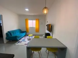 Casa em Bertioga condomínio 250 metros da praia