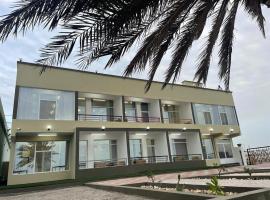 استراحة نادي اورجان，位于Ḩilf的酒店