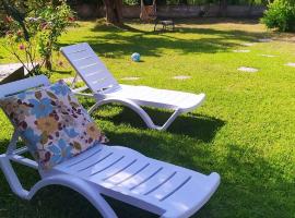 Villa Freedom - Koutsoubri Beach Evia，位于Agriovótanon的酒店