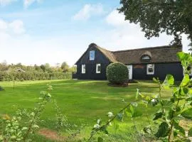 8 person holiday home in Farsø