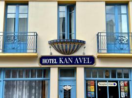 HOTEL KAN AVEL，位于圣吕奈尔的酒店