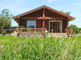 Bunnahahbain - Two Bedroom Luxury Log Cabin with Private Hot Tub