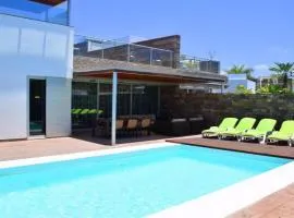 5-bedroom Villa in Playa del Duque