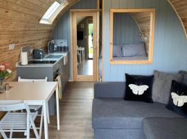 Mowbray Cottages & Glamping，位于South Kilvington的豪华帐篷营地