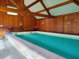 夏雷酒店，位于普华露的酒店