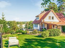 Stunning Home In Mragowo，位于Kosewo的酒店