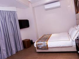 Oasis Hotel，位于Asrafpur的酒店