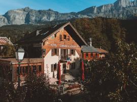 Auberge des Gorges - Restaurant Gastronomique & Chambres，位于塞尔沃兹的酒店
