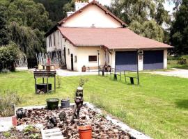 Gites nature, Triplex et bungalow，位于La Houssière的酒店