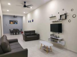 My Homestay Sitiawan - Astronaut Space House 8 Pax，位于实兆远的乡村别墅