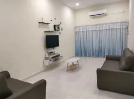 My Homestay Sitiawan - Astronaut Space House 8 Pax