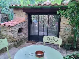 Les castanyèdes