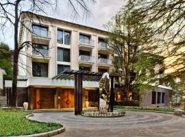 Hyatt Regency Dharamshala Resort，位于达兰萨拉的酒店