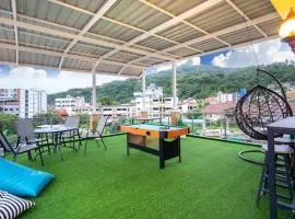 Patong Spacious 4 BR Vacation Home rooftop Views