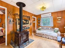Historical Cabin in Julian Pet's okay!，位于朱利安的酒店