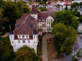 Residenz am Kurpark - Ferienwohnungen in zentraler Lage I Privatparkplatz，位于巴特罗森菲尔德的酒店